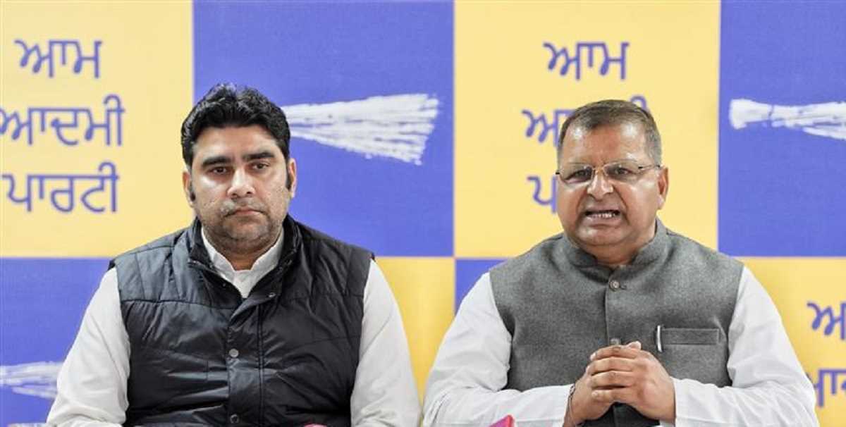 बॉर्डर बंद होने के कारण पंजाब के व्यापारियों को हो रहा आर्थिक नुकसान, हरियाणा सरकार बैरिकेडिंग हटाये : आप प्रवक्ता